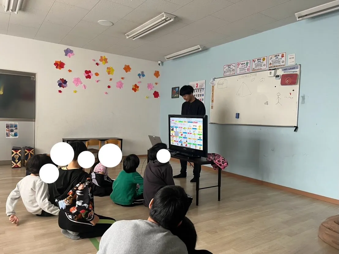 今日は【卒業進級おめでとう会】の日でした。